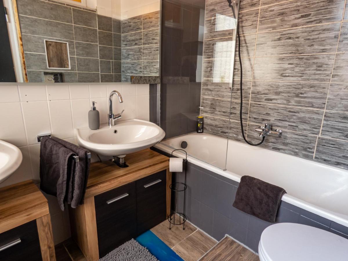 #212 Lux-Appart - Zentrum Neuss - Duesseldorf Messe - Netflix & Prime 外观 照片